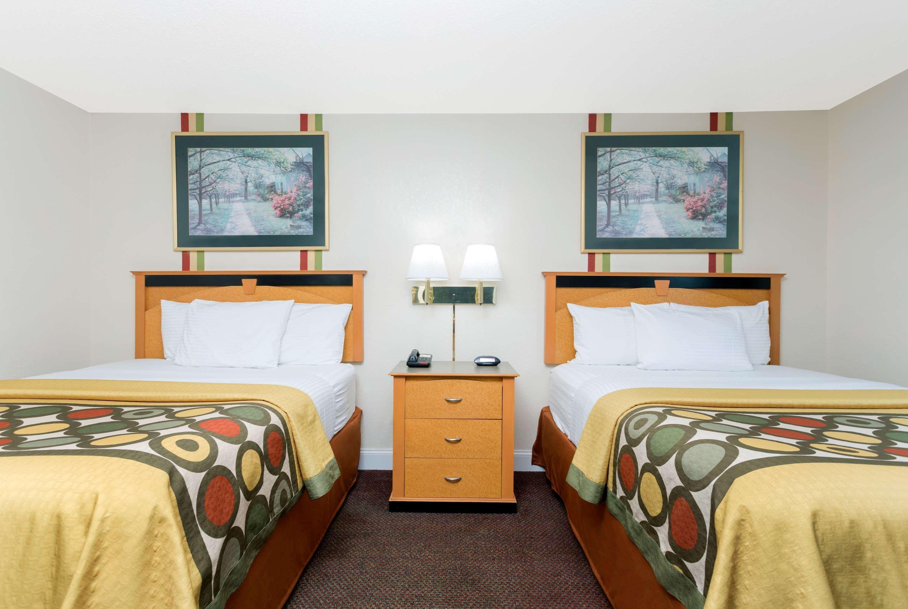 במוטל Super 8 By Wyndham Anderson/Clemson Area מראה חיצוני תמונה